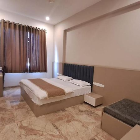 Hotel Keshav Inn Rajsamand Kültér fotó